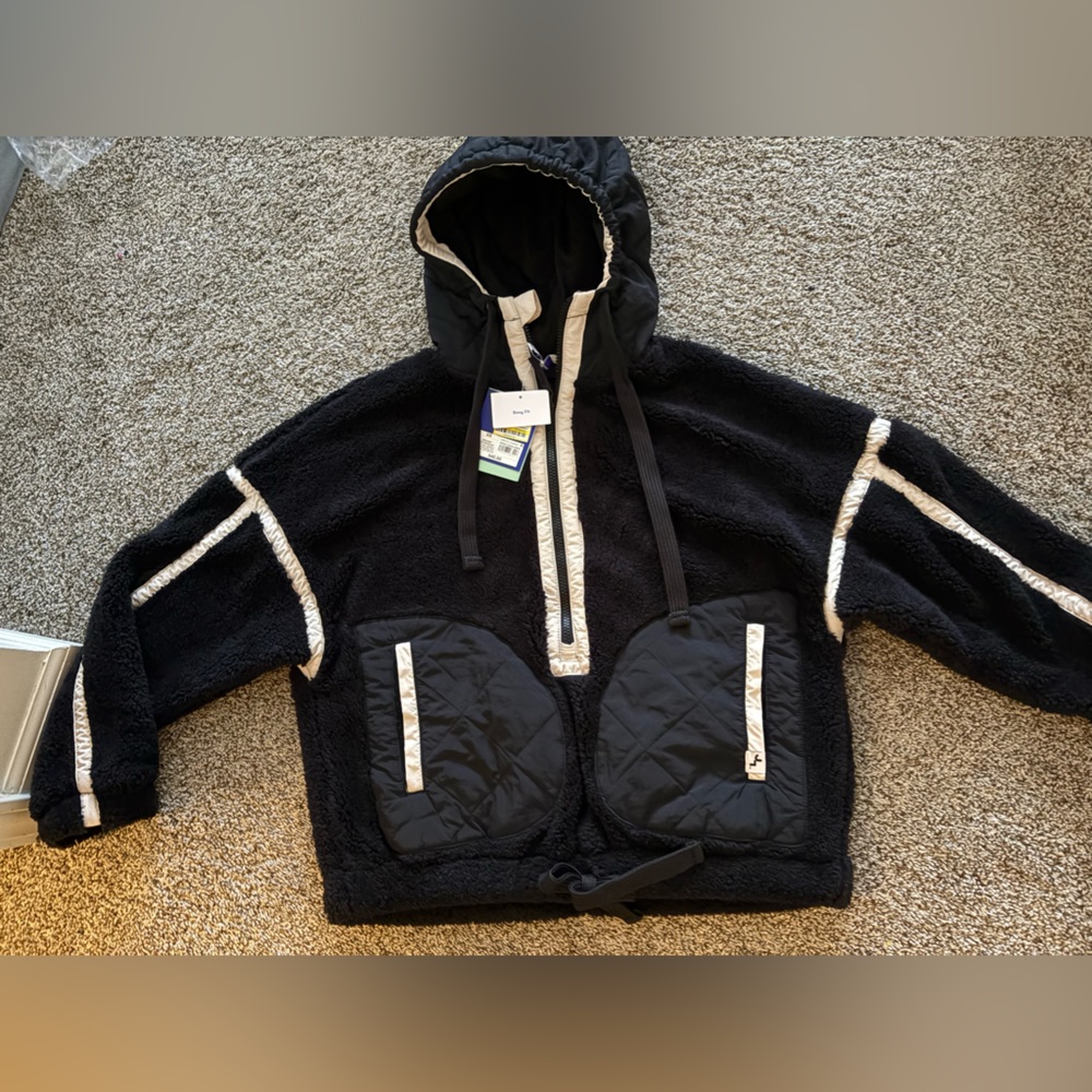 JoyLab cropped fit Jacket